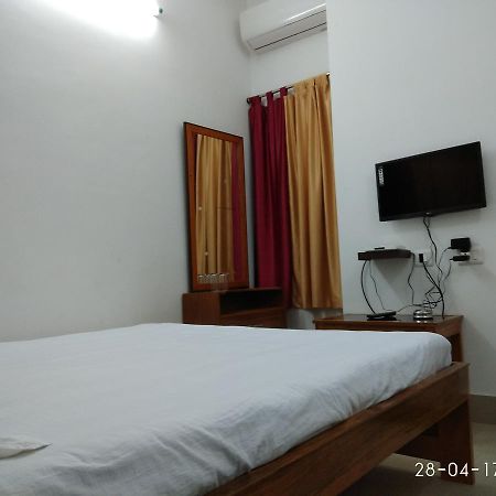 India Tours Only Kavita Guest House Bolpur Exterior photo